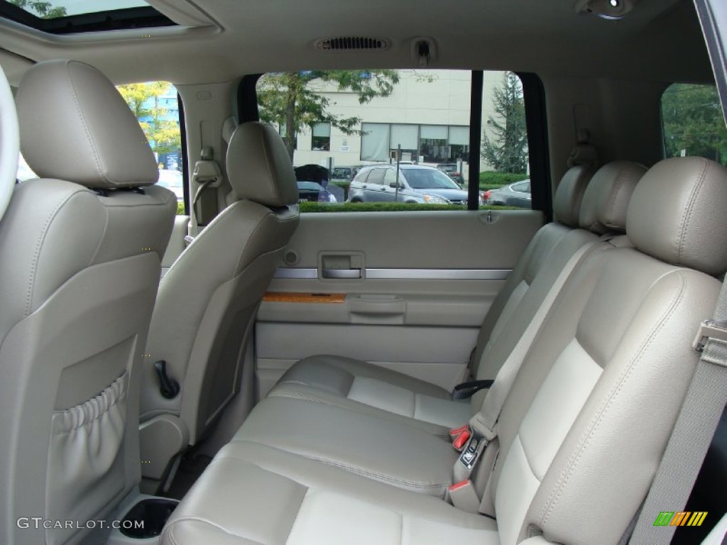 Dark Khaki/Light Graystone Interior 2007 Chrysler Aspen Limited 4WD Photo #54582731