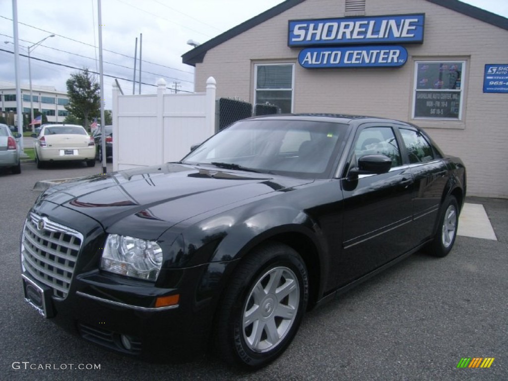 2005 300 Touring - Brilliant Black Crystal Pearl / Dark Slate Gray/Light Graystone photo #1