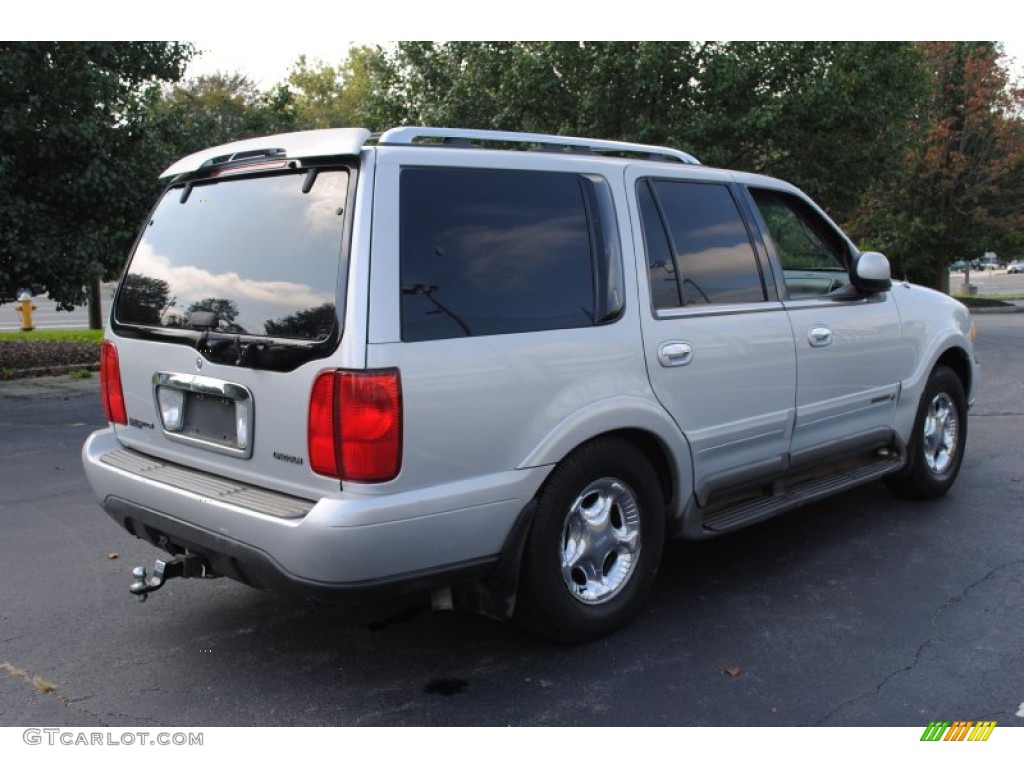1999 Navigator 4x4 - Silver Metallic / Medium Graphite photo #6