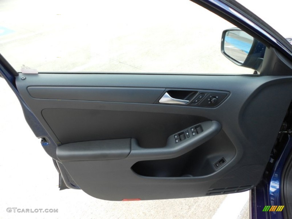 2012 Volkswagen Jetta SE Sedan Titan Black Door Panel Photo #54585533
