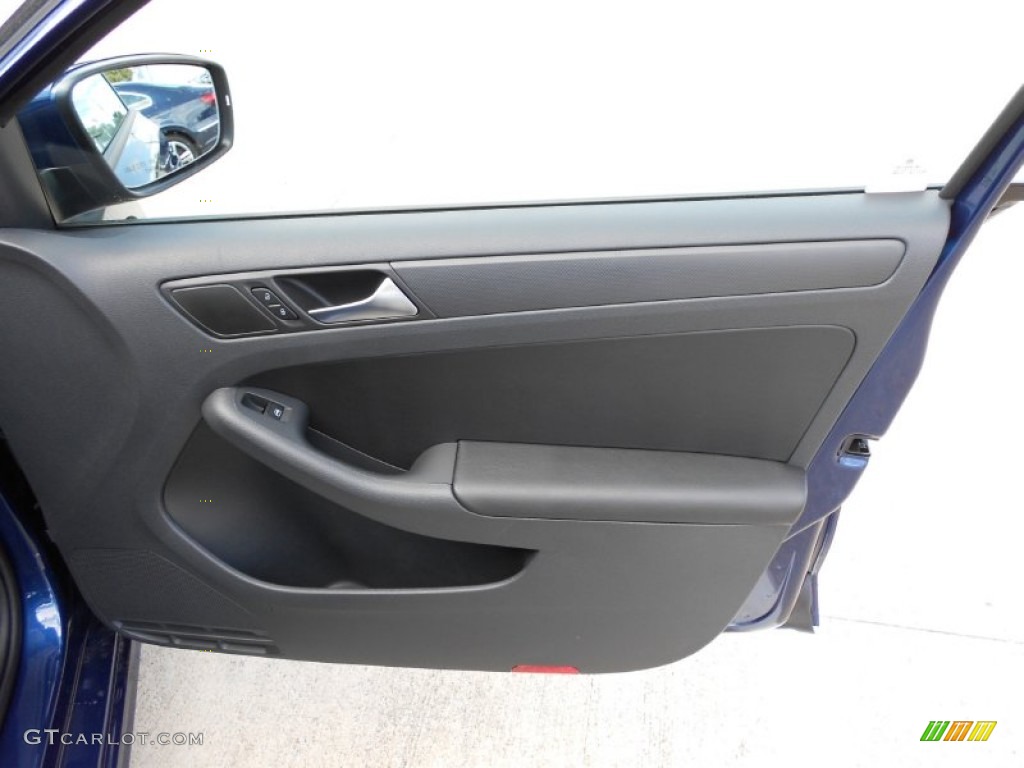 2012 Volkswagen Jetta SE Sedan Titan Black Door Panel Photo #54585550