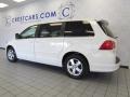 2009 Calla Lilly White Volkswagen Routan SEL  photo #2