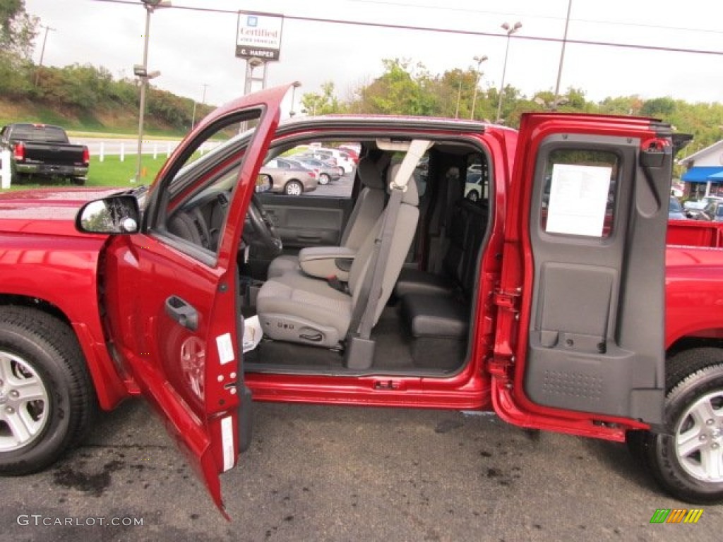 2010 Dakota Big Horn Extended Cab 4x4 - Inferno Red Crystal Pearl / Dark Slate Gray/Medium Slate Gray photo #16