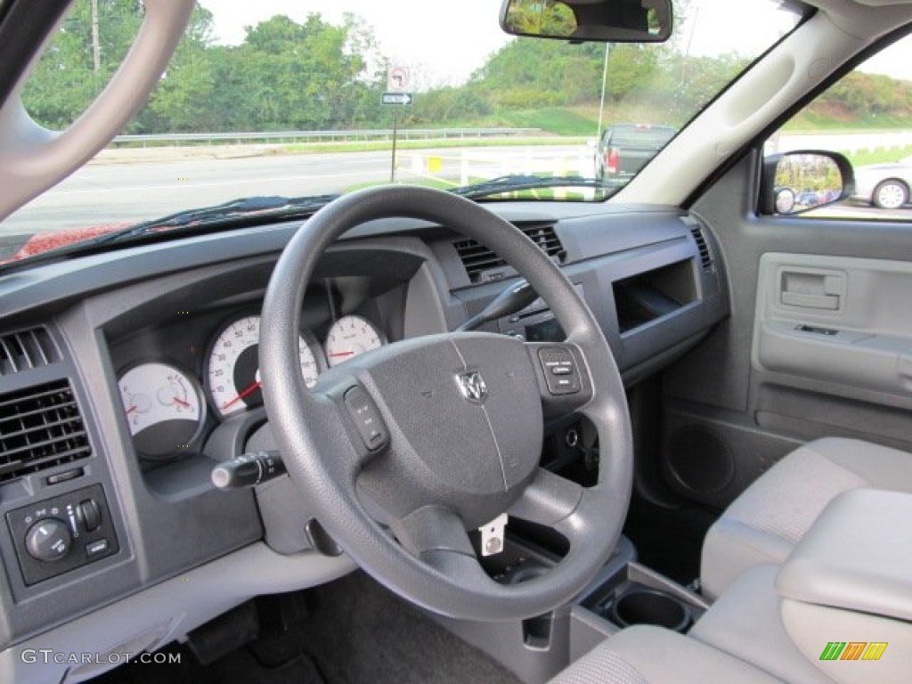 2010 Dakota Big Horn Extended Cab 4x4 - Inferno Red Crystal Pearl / Dark Slate Gray/Medium Slate Gray photo #19