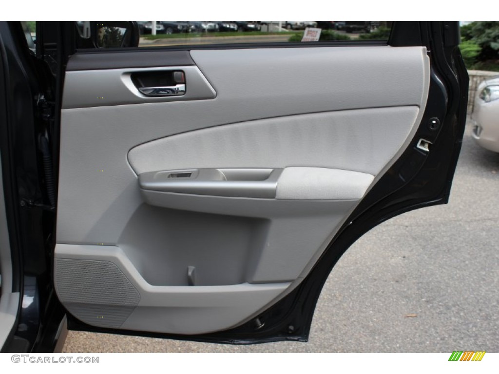 2009 Subaru Forester 2.5 XT Limited Platinum Door Panel Photo #54589151