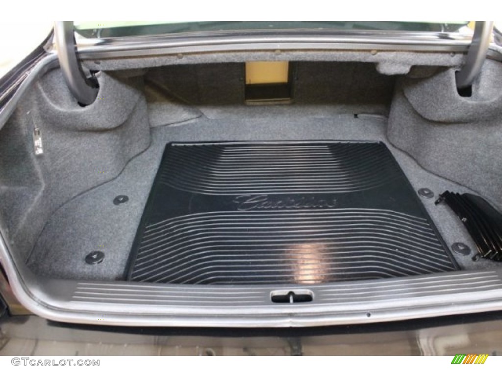 2005 Cadillac DeVille DTS Trunk Photo #54590306