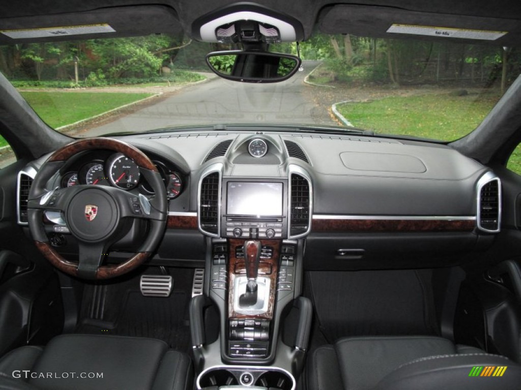 2011 Porsche Cayenne Turbo Black Dashboard Photo #54590327
