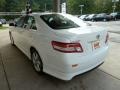 Super White - Camry SE Photo No. 4