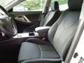 Super White - Camry SE Photo No. 8