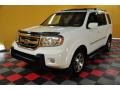 Taffeta White - Pilot Touring 4WD Photo No. 2