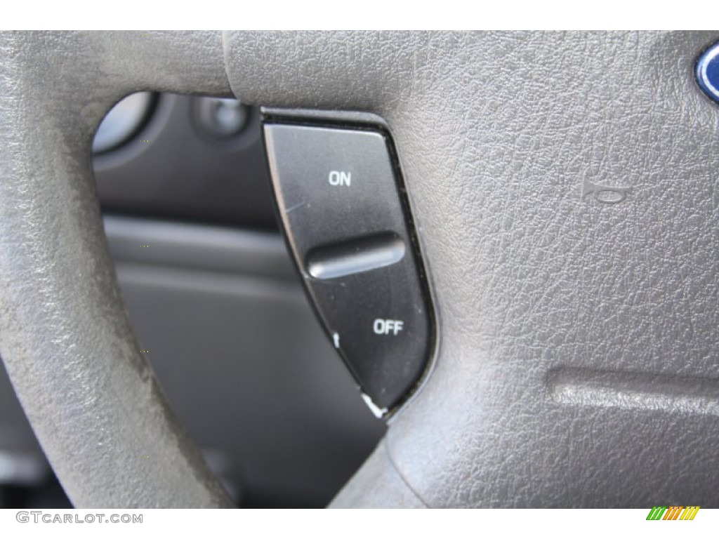 2003 Expedition XLT - Silver Birch Metallic / Flint Grey photo #48