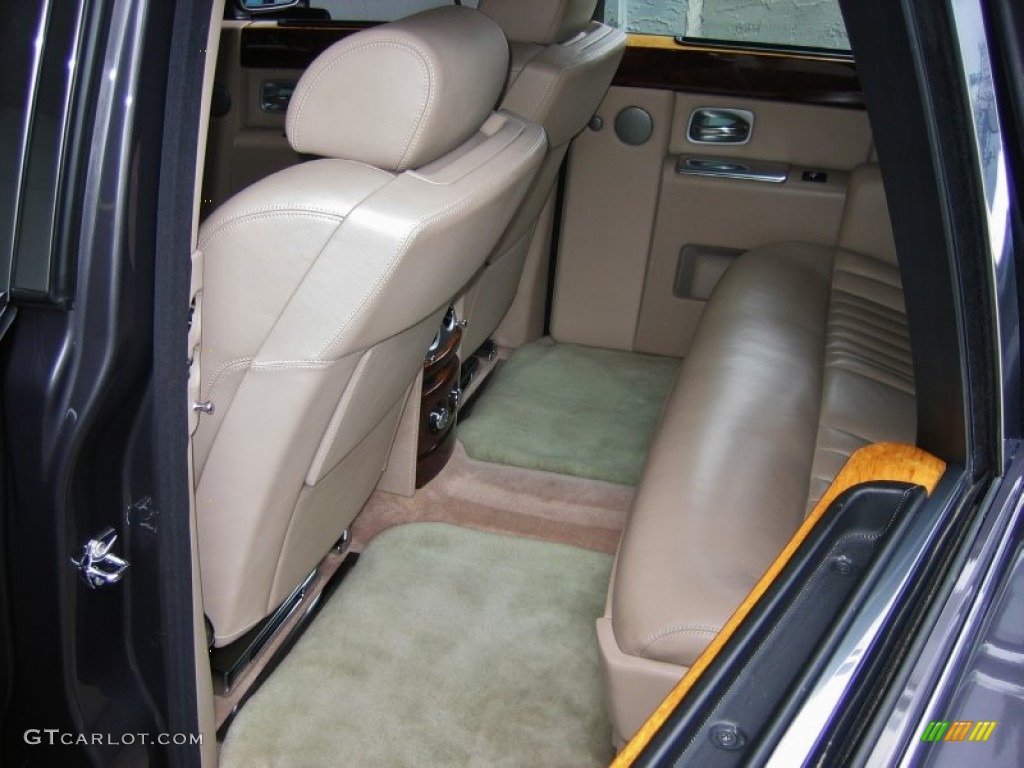 Oatmeal Interior 2004 Rolls-Royce Phantom Standard Phantom Model Photo #54597188