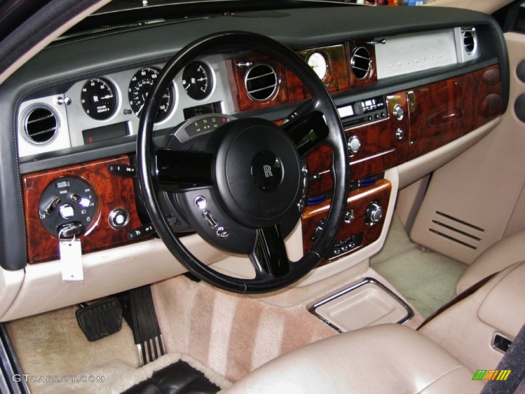 2004 Rolls-Royce Phantom Standard Phantom Model Oatmeal Dashboard Photo #54597260