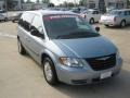 Butane Blue Pearl - Town & Country  Photo No. 7