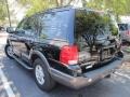 Black Clearcoat - Expedition XLT Photo No. 3