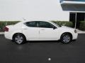 Stone White - Avenger SXT Photo No. 2