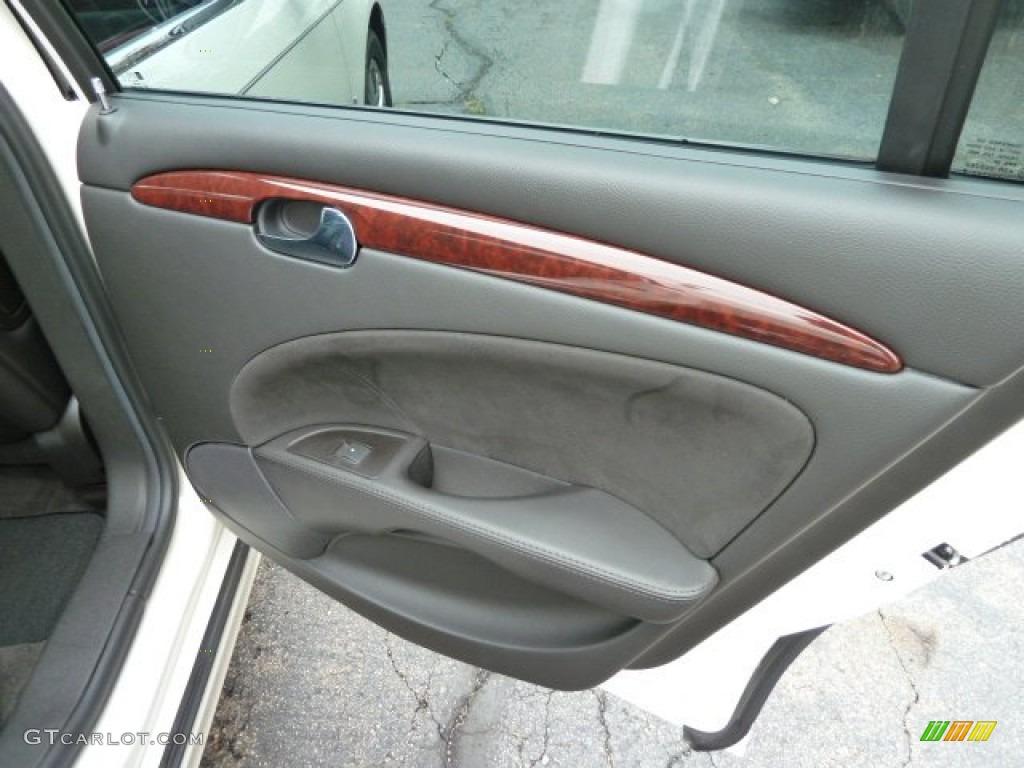 2008 Buick Lucerne Super Ebony Door Panel Photo #54600239
