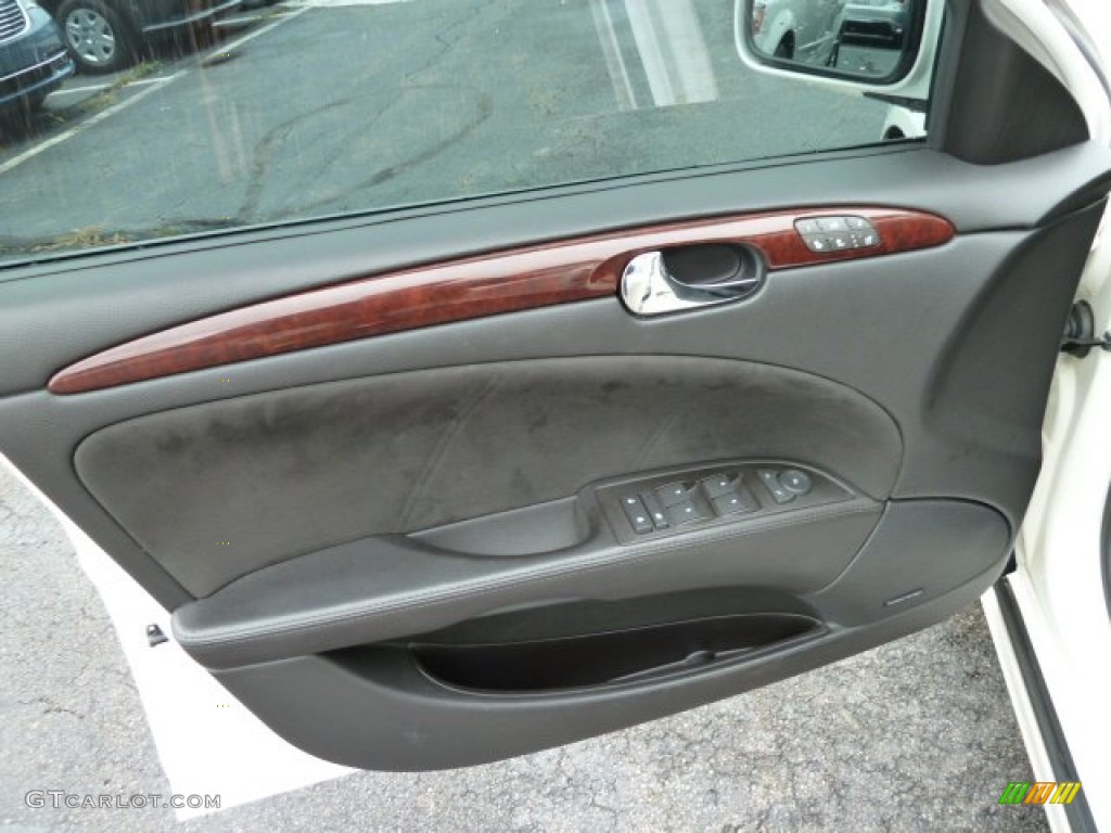 2008 Buick Lucerne Super Ebony Door Panel Photo #54600281