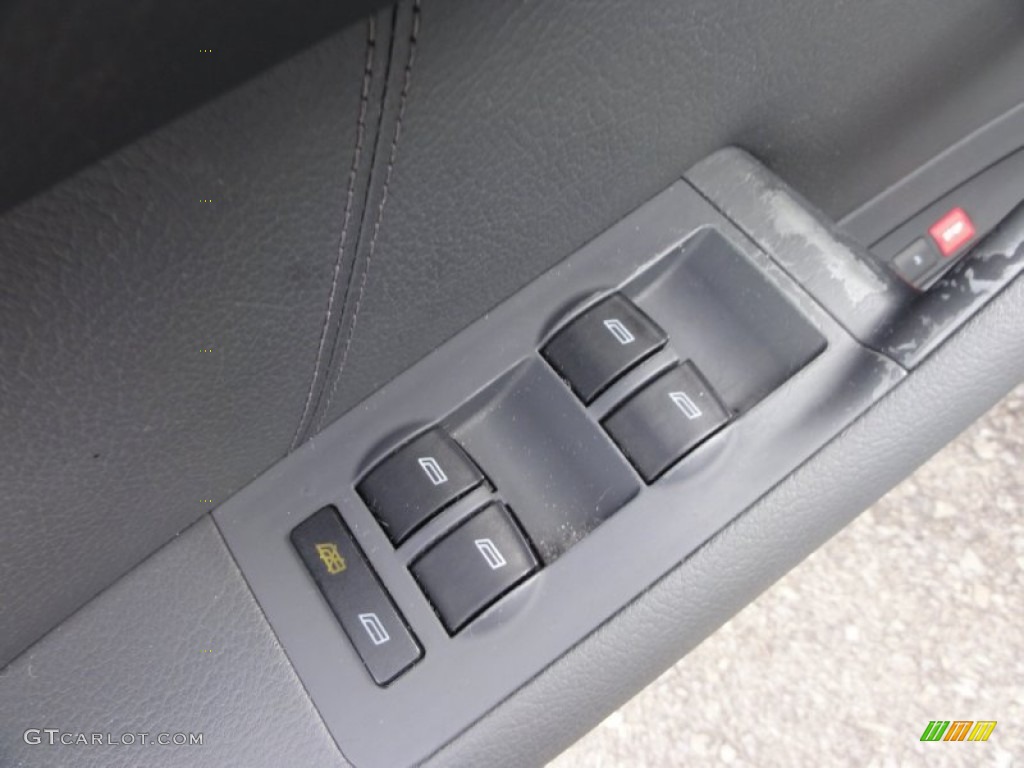 2001 Audi A6 4.2 quattro Sedan Controls Photo #54602678
