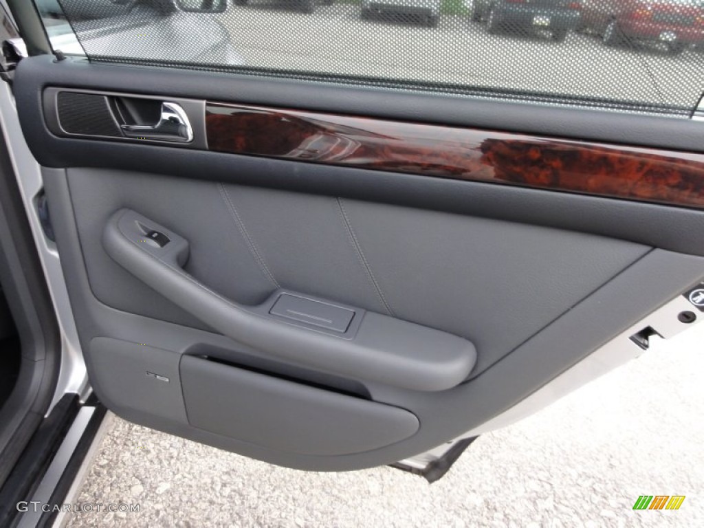2001 Audi A6 4.2 quattro Sedan Tungsten Grey Door Panel Photo #54602773