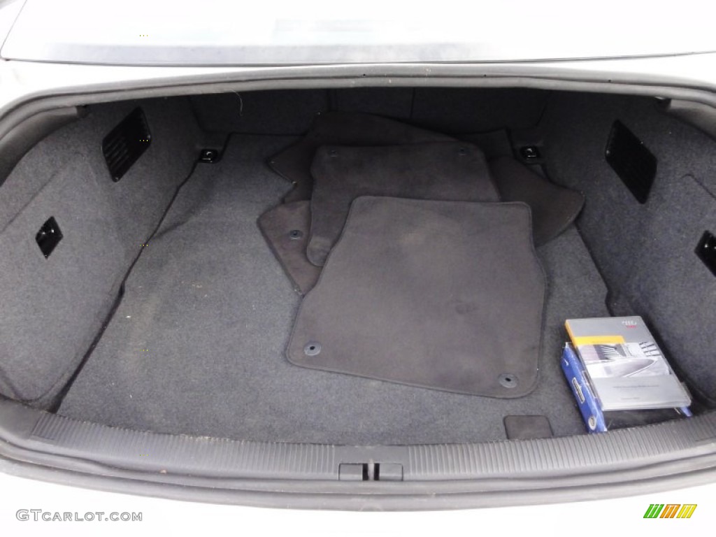 2001 Audi A6 4.2 quattro Sedan Trunk Photo #54602819