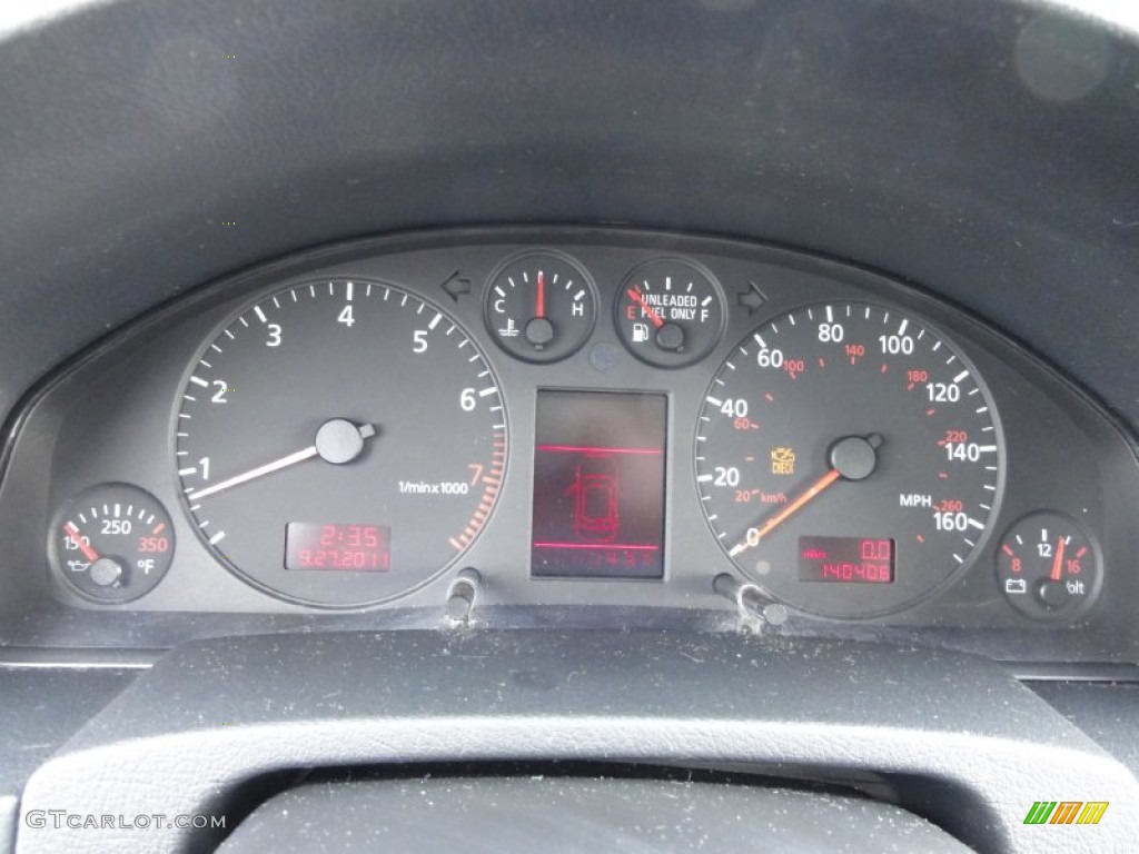 2001 Audi A6 4.2 quattro Sedan Gauges Photos