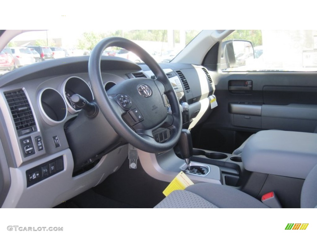 2012 Tundra CrewMax 4x4 - Super White / Graphite photo #12