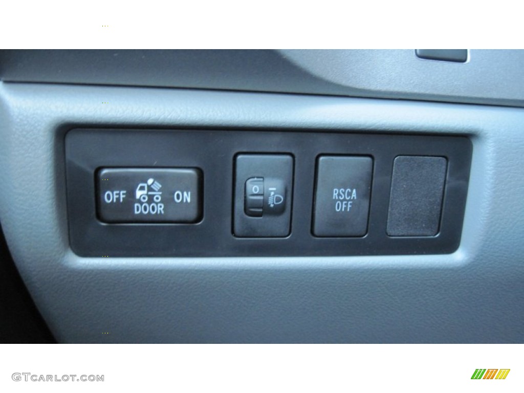 2012 Toyota Tundra CrewMax 4x4 Controls Photo #54603596