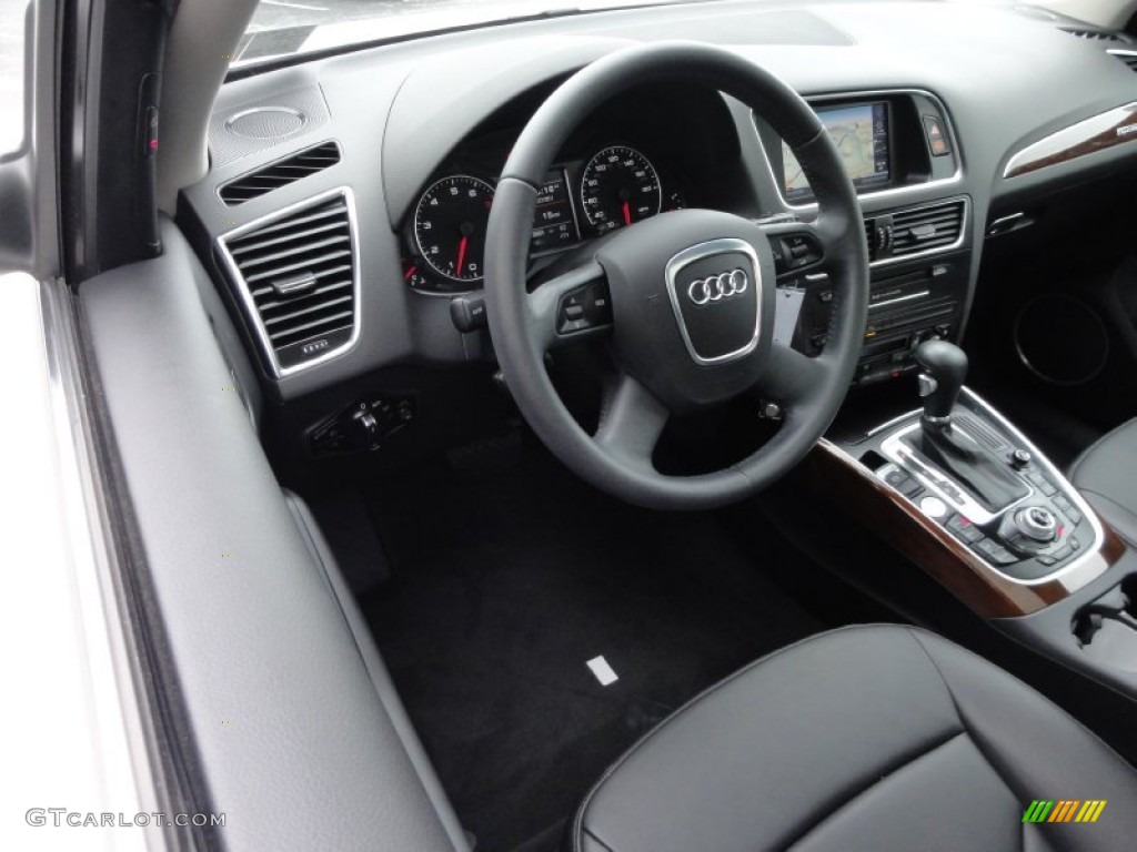 2009 Audi Q5 3.2 Premium quattro Black Dashboard Photo #54604850
