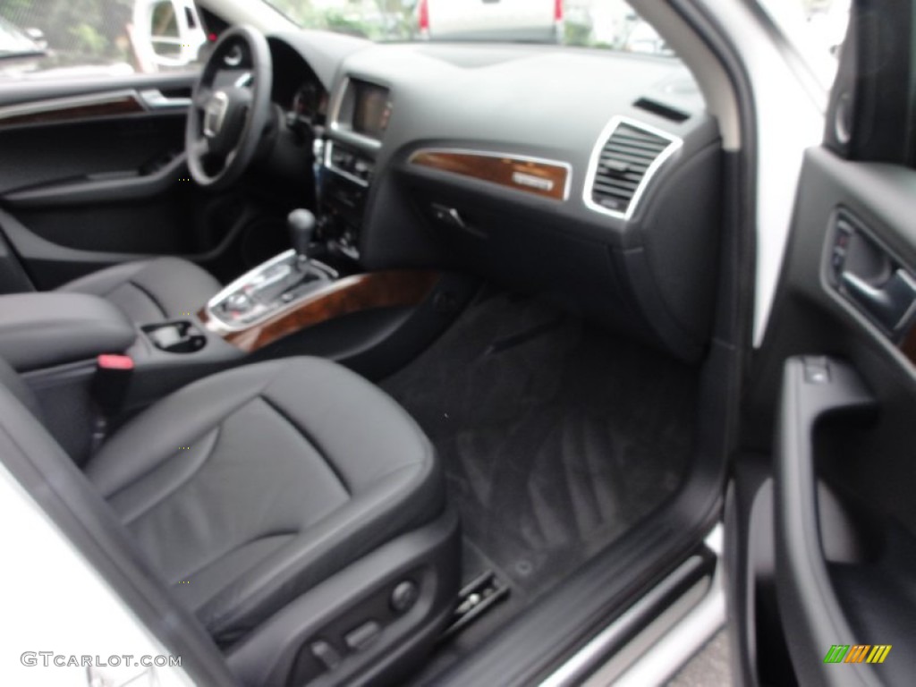2009 Q5 3.2 Premium quattro - Ibis White / Black photo #18
