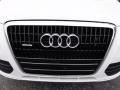 2009 Audi Q5 3.2 Premium quattro Marks and Logos