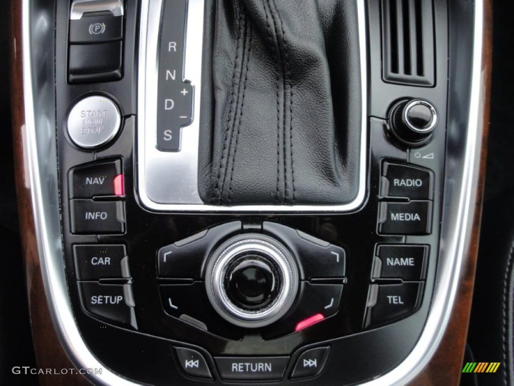 2009 Audi Q5 3.2 Premium quattro Controls Photo #54605099