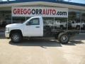 Summit White - Silverado 3500HD WT Regular Cab 4x4 Chassis Photo No. 2