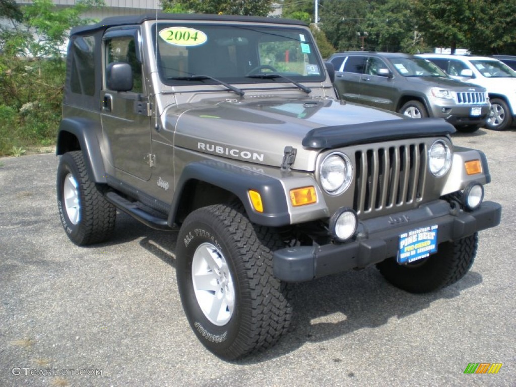 2004 Wrangler Rubicon 4x4 - Light Khaki Metallic / Khaki photo #3