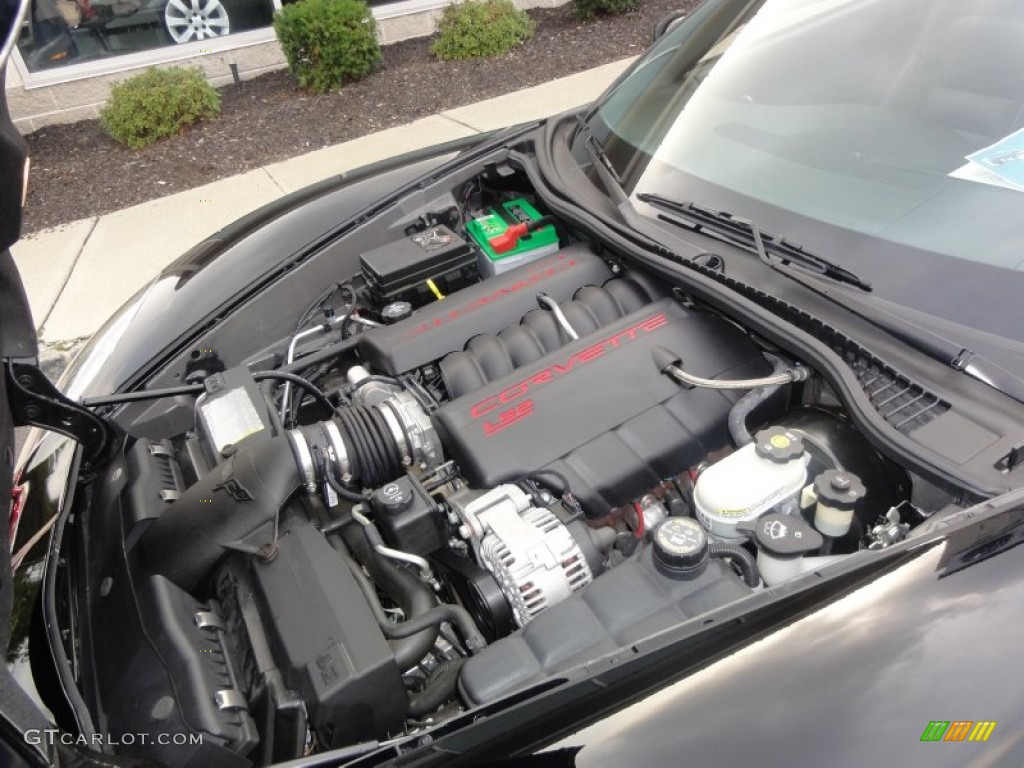 2006 Chevrolet Corvette Coupe 6.0 Liter OHV 16-Valve LS2 V8 Engine Photo #54610443