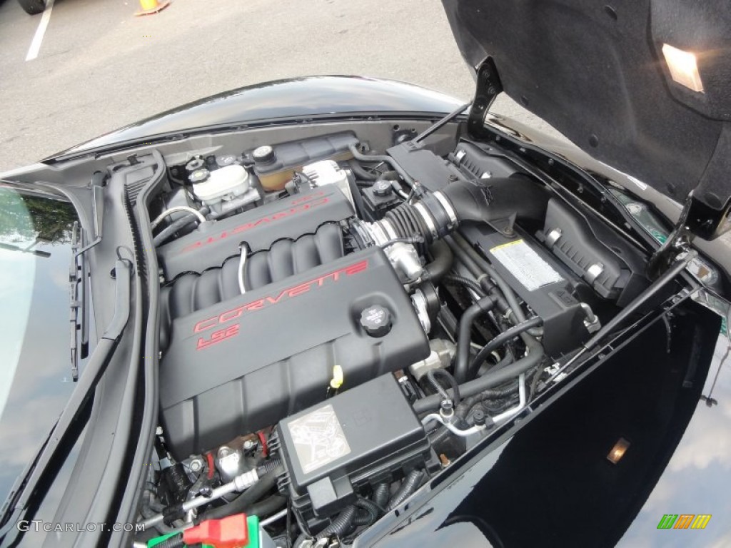 2006 Chevrolet Corvette Coupe 6.0 Liter OHV 16-Valve LS2 V8 Engine Photo #54610452