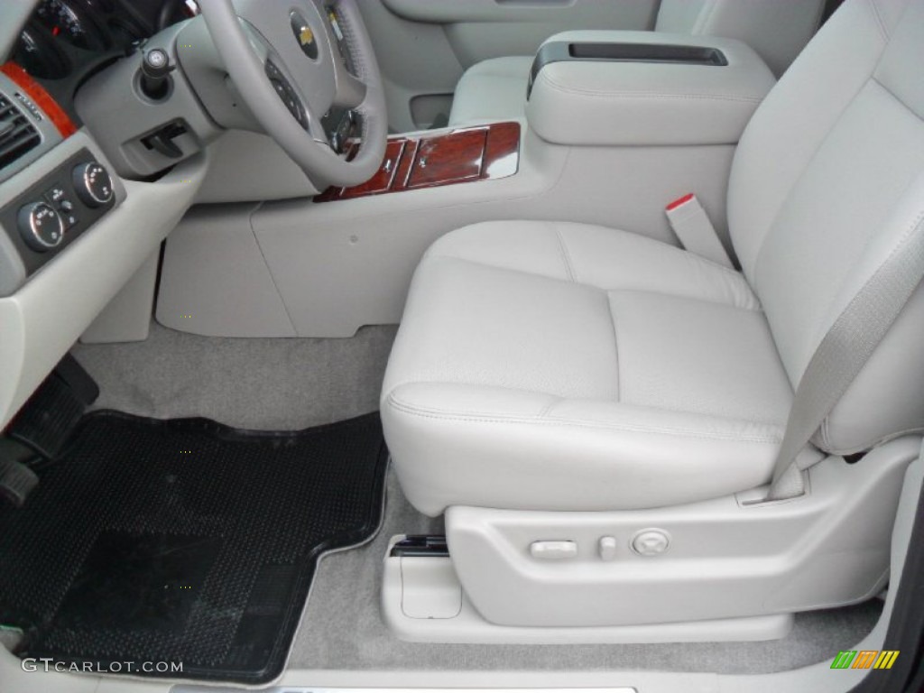 Light Titanium/Dark Titanium Interior 2012 Chevrolet Suburban LTZ 4x4 Photo #54612579