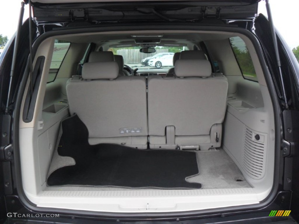 2012 Chevrolet Suburban LTZ 4x4 Trunk Photo #54612684