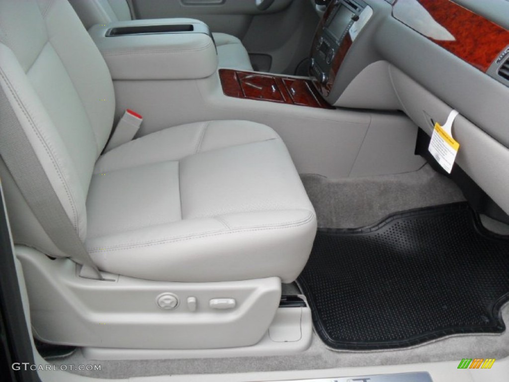 Light Titanium/Dark Titanium Interior 2012 Chevrolet Suburban LTZ 4x4 Photo #54612708