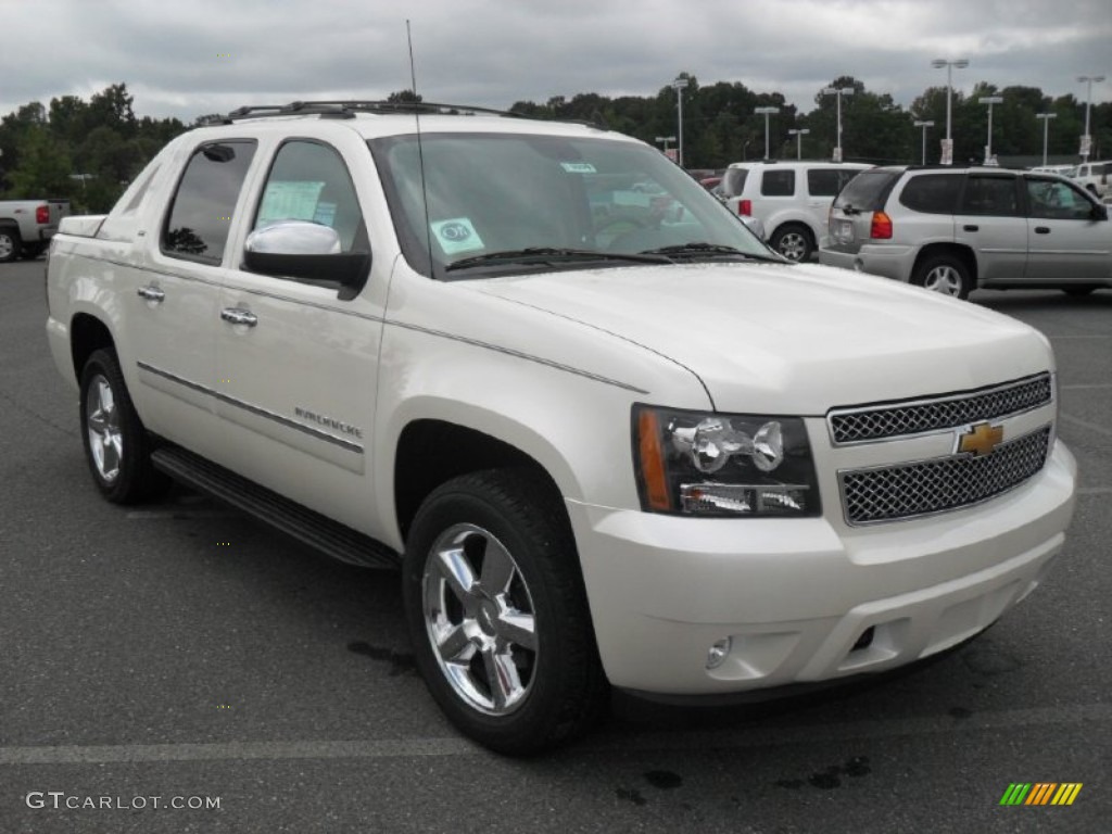 White Diamond Tricoat 2012 Chevrolet Avalanche LTZ 4x4 Exterior Photo #54612807