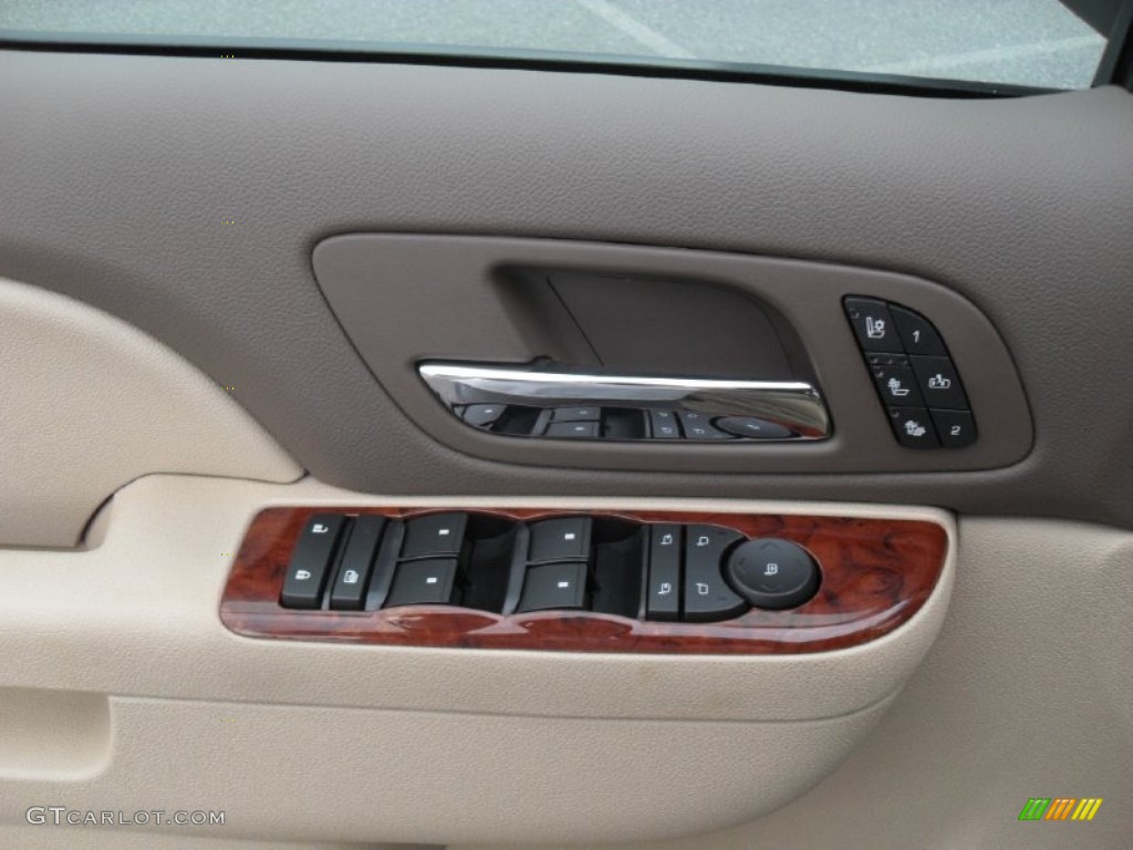 2012 Chevrolet Avalanche LTZ 4x4 Controls Photo #54612843