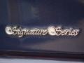 2001 Pearl Blue Metallic Lincoln Town Car Signature  photo #30