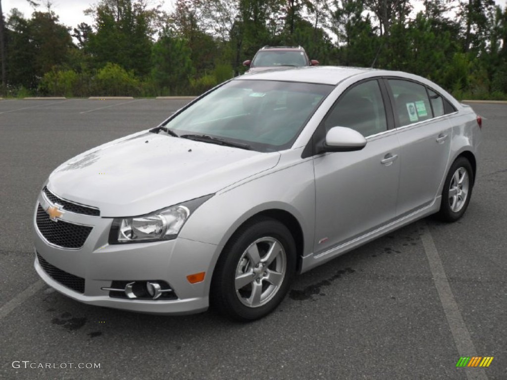 Silver Ice Metallic Chevrolet Cruze