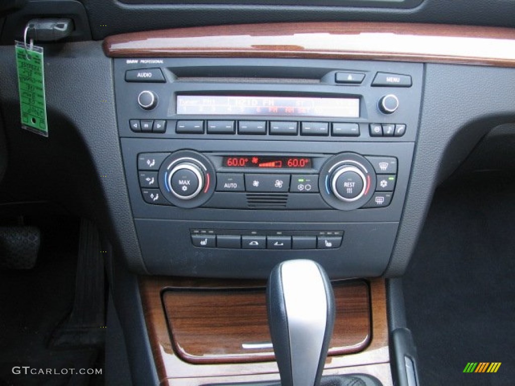 2008 BMW 1 Series 128i Convertible Controls Photo #54616017