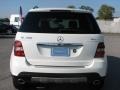 Arctic White - ML 350 4Matic Photo No. 4