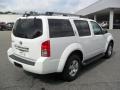 Avalanche White - Pathfinder S Photo No. 4