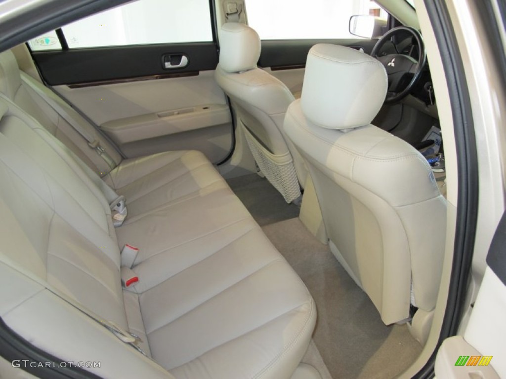 Beige Interior 2007 Mitsubishi Galant GTS V6 Photo #54617334
