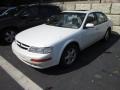 1998 Arctic White Pearl Metallic Nissan Maxima SE  photo #3