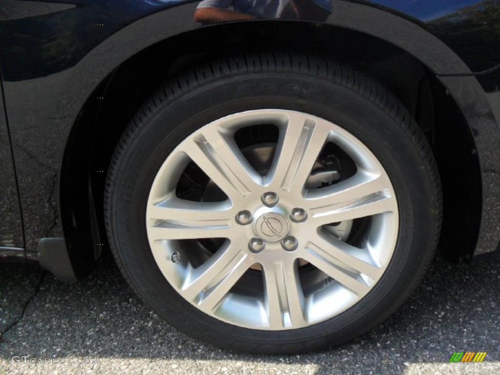 2012 Chrysler 200 Touring Sedan Wheel Photo #54620280
