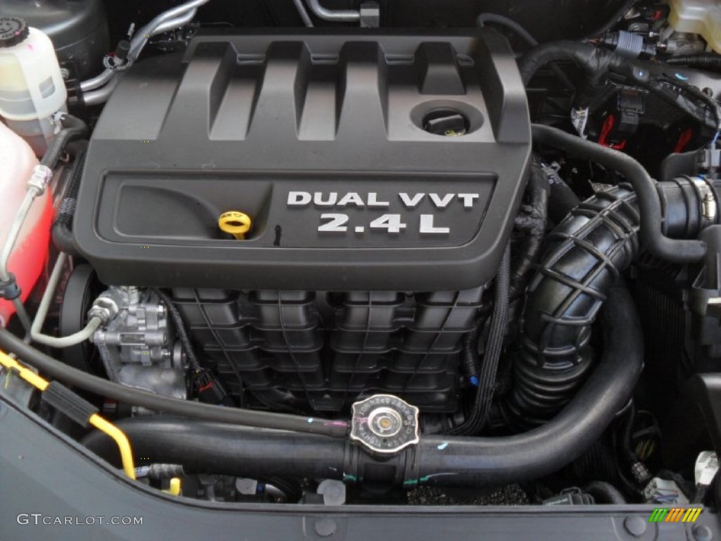 2012 Chrysler 200 Limited Sedan 2.4 Liter DOHC 16-Valve Dual VVT 4 Cylinder Engine Photo #54620507